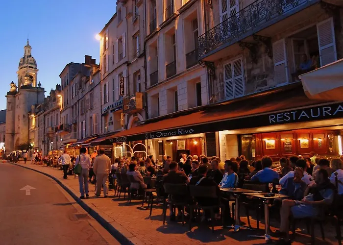 In France With Private Pool Vasles